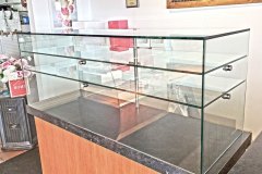 Custom-bakery-glass-display