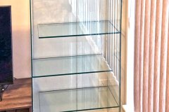 Free-Standing-Glass-Display