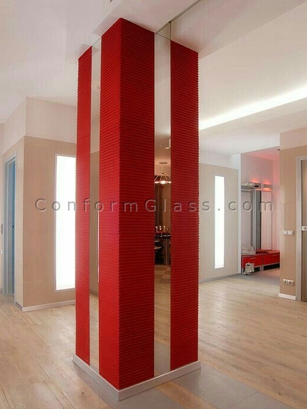 Mirror strip column