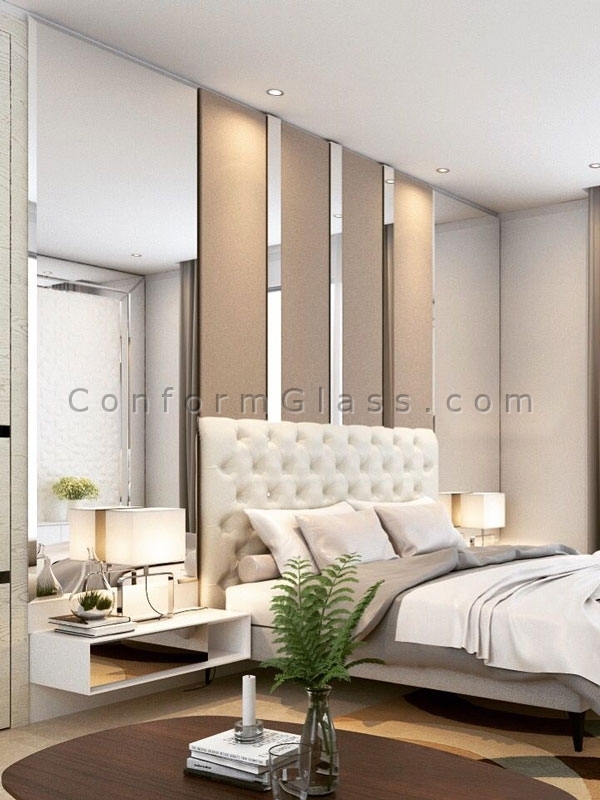 Vertical mirror strips