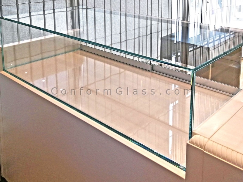 Custom UV-bonded glass display