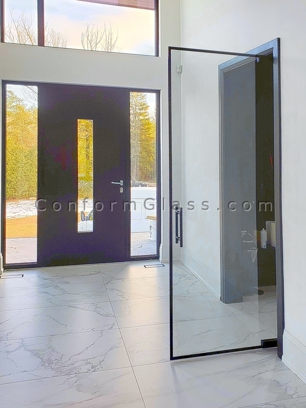 Pivot Door with Minimalistic Frame