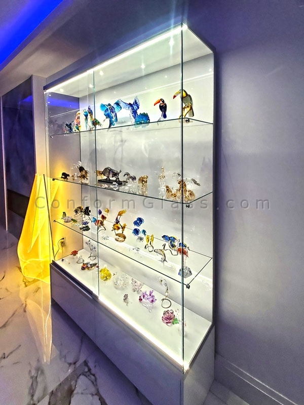 Custom freestanding glass display