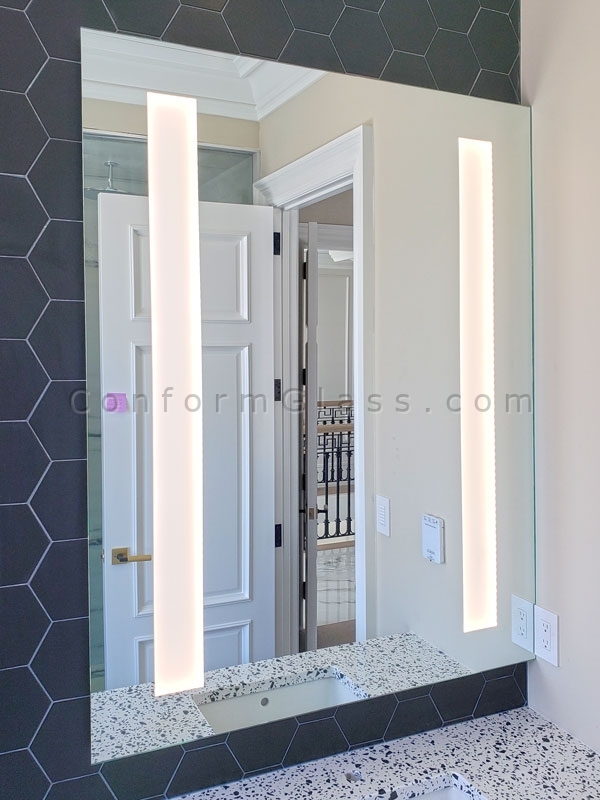 LED Mirror with sandblasted strips